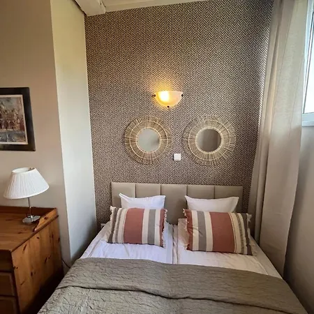 Apartament Kameralny 14 *